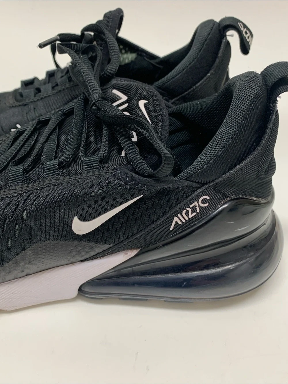 NIKE Air Max 270 Women’s Black White Athletic Lifestyle Shoes AH6789-001 Size 9